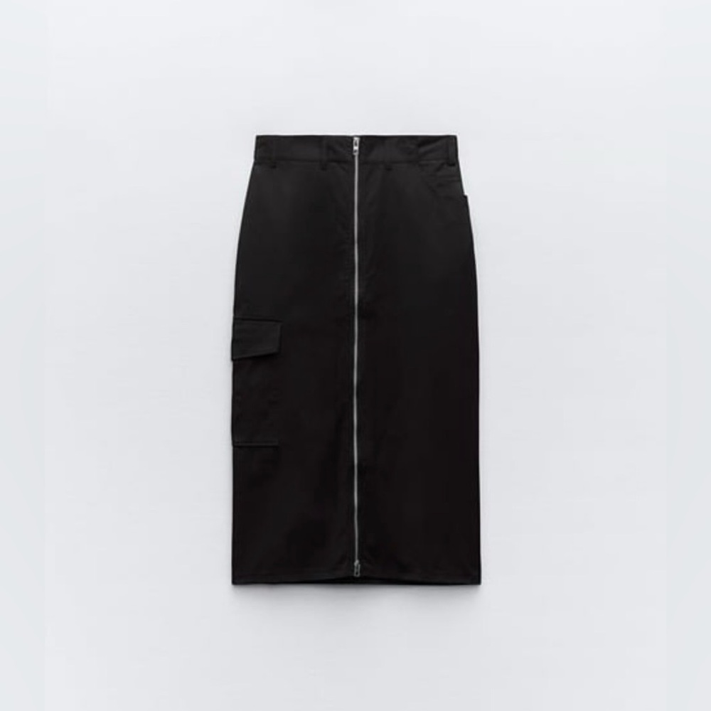 ZARA ZIPPERED NYLON SKIRT L